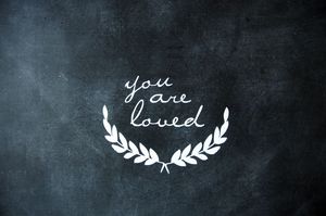 Image of garland & loved tiding ~ cursive