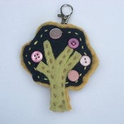 Image of fruit tree bag-tag craft kit