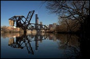 Image of Chicago River from the south