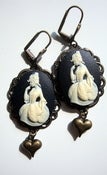 Image of Boucles d'oreilles baroques Femme d'époque