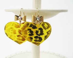 Image of Leopard Heart Earrings - Yellow