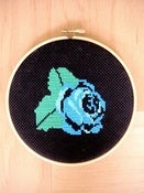 Image of KIT > Cross Stitch Vintage Rose in Electric Blue 