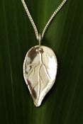 Image of Leaf Necklace 3D Small