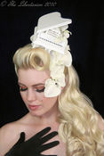 Image of Grand Piano Fascinator