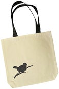 Image of bird everyday tote