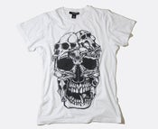 Image of vengeful minds - skull king crew neck tee 