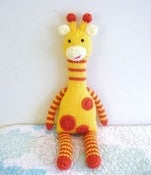 Image of Knit Giraffe Pattern
