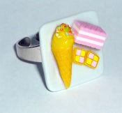 Image of Dollies Square Treats Plate Ring