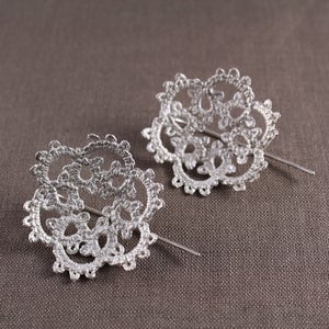 Image of dorothea doily earrings