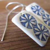 Image of ceramic earrings - burst