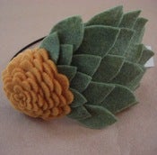 Image of leaf + blossom  // made-to-order