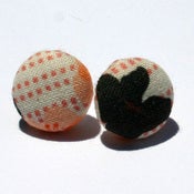 Image of earrings - spotted blooms mmixed pair