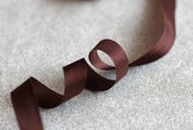 Image of Seam Binding - Chocolate (1 yard)