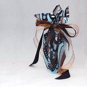 Image of Jazz Linen Reusable Gift Wrap (+ Trim)