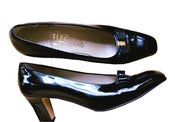Image of Ferragamo Bow Heels
