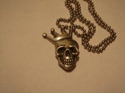 Image of Skull & Crown pendant & chain