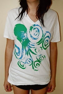 Image of White Blue Green Octopus V Neck