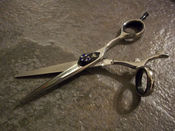 Image of Jiten Swivel Thumb 6.0" Shears (Right Hand) w/FREE Razor