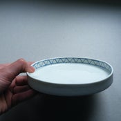 Image of petit plat - little plate [V]