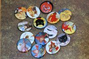 Image of Fifteen Vintage-y Halloween Buttons