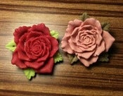 Image of Vintage style Rose brooch in red or dusty pink