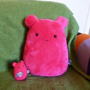 Image of Pink Cavey Pillow