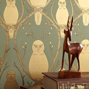 Image of Briar Owl wallpaper - Gold