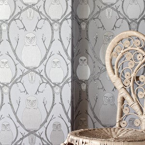 Image of Briar Owl wallpaper - Silver