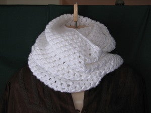 Image of Elegant Infinity Cowl Crochet Pattern 
