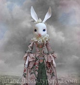 Image of Queen Georgie
