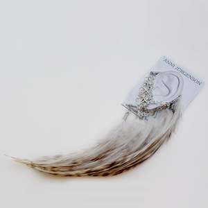 Image of Natural grizzly variant neck hackle and 5 silver coloured crosses