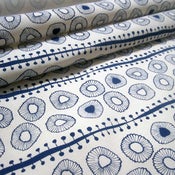 Image of Daisies 100% organic cotton fabric - midnight