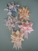 Image of Toile de Jouy rosette
