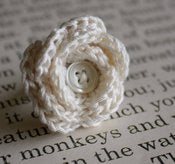Image of Beautiful Crochet Rose Ring, Cream