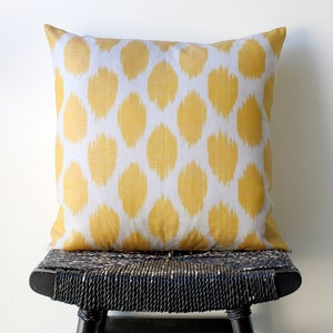 Image of Uzbek Ikat, Silk and Cotton Cushion Cover, Pillow, 45 x 45 cm, 18 inch