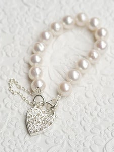 Image of Pearl Heart Bracelet - Style 1