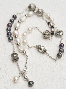 Image of Fresh Water Pearl and Silver Necklace