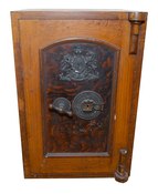 Image of Safe from The English Royal Family