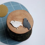 Image of discovery bird necklace