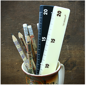 Image of Vintage Style Acrylic 20cm Ruler
