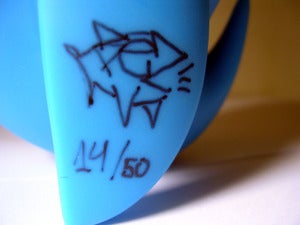 Image of "HAPPY FISH" graffiti sculpture by PEZ - edition signée