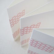 Image of hinges . pikku dot . peoni