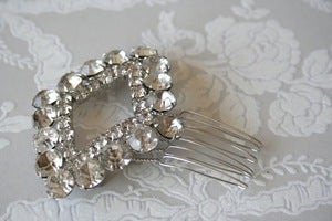 Image of Vintage rhinestone bridal hair comb : piece 003