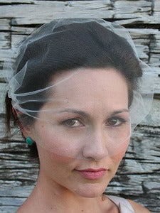 Image of Simple bandeau bridal tulle veil