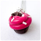 Image of Collier Cupcake Framboise