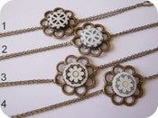 Image of Bracelets "une fleur au poignet"
