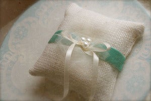 Image of Burlap ring pillow with velvet ribbon and silk tulle accent