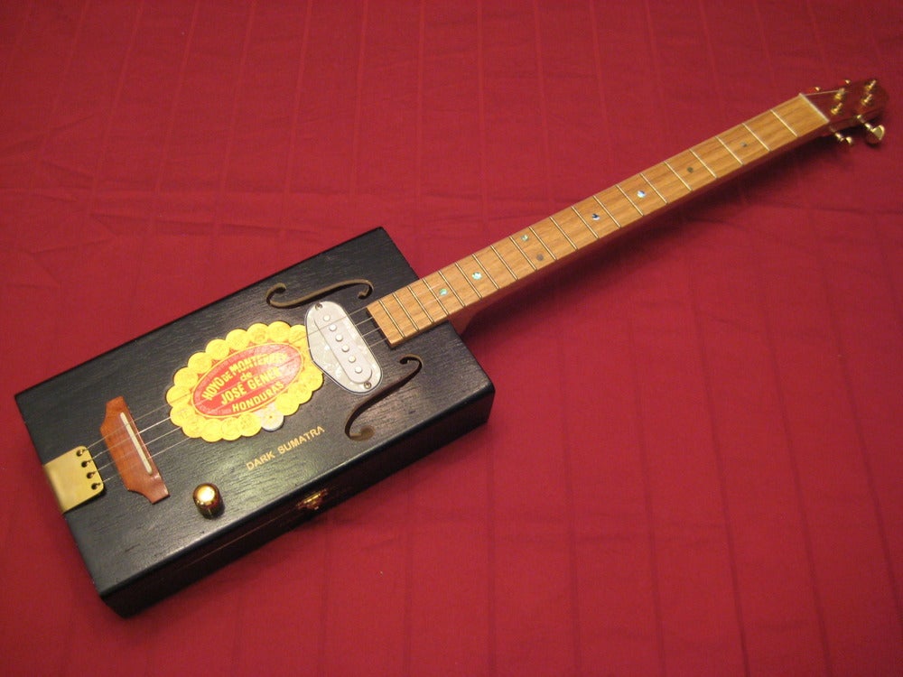 Box Guitar