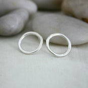 Image of Organic Circle Earrings