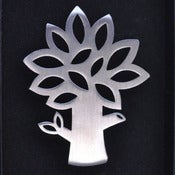 Image of Leafy Tree Brooch
